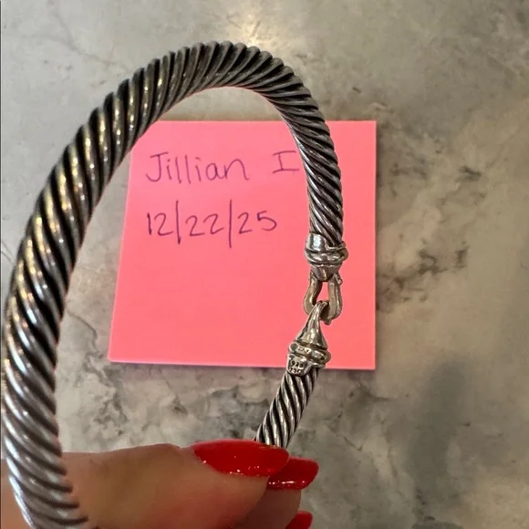 David Yurman Buckle Classic Cable Bracelet - Medium - Picture 3 of 6